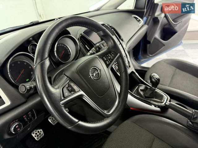 Синій Опель Астра, об'ємом двигуна 1.6 л та пробігом 185 тис. км за 7999 $, фото 38 на Automoto.ua