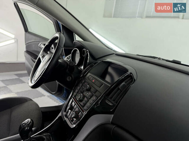 Синий Опель Астра, объемом двигателя 1.6 л и пробегом 185 тыс. км за 7999 $, фото 18 на Automoto.ua