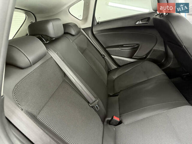 Синий Опель Астра, объемом двигателя 1.6 л и пробегом 185 тыс. км за 7999 $, фото 22 на Automoto.ua