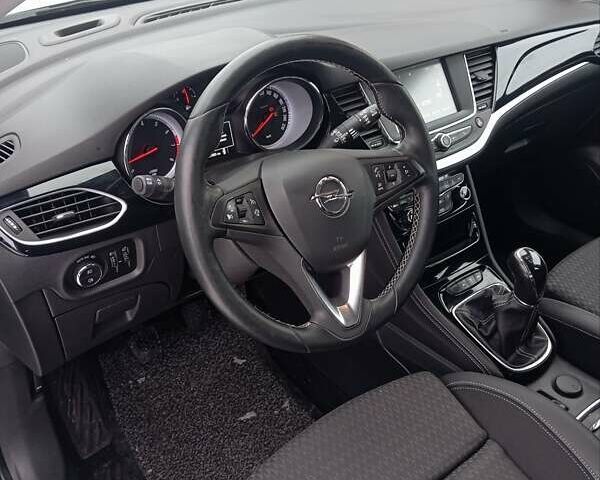 Синий Опель Астра, объемом двигателя 1.4 л и пробегом 137 тыс. км за 9900 $, фото 26 на Automoto.ua