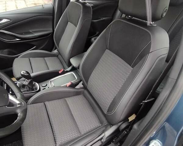 Синий Опель Астра, объемом двигателя 1.4 л и пробегом 136 тыс. км за 10800 $, фото 18 на Automoto.ua