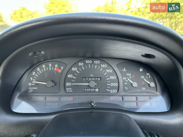 Синий Опель Астра, объемом двигателя 1.6 л и пробегом 229 тыс. км за 3999 $, фото 36 на Automoto.ua
