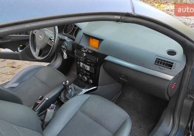 Опель Астра 2007 в Запорожье на Automoto.ua Синий Опель Астра, объемом двигателя 1.9 л и пробегом 190 тыс. км за 6500 $, фото 10 на Automoto.ua