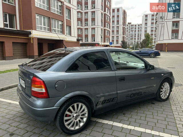 Синий Опель Астра, объемом двигателя 1.6 л и пробегом 340 тыс. км за 2600 $, фото 11 на Automoto.ua