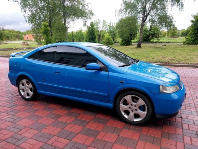 Синий Опель Астра, объемом двигателя 1.8 л и пробегом 280 тыс. км за 4300 $, фото 2 на Automoto.ua