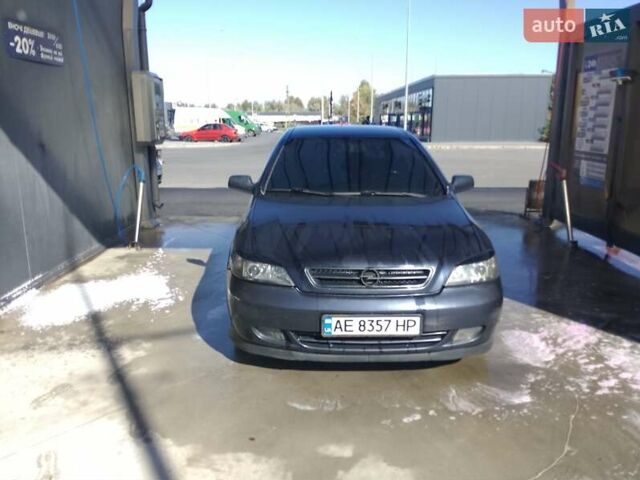 Синий Опель Астра, объемом двигателя 1.8 л и пробегом 362 тыс. км за 3100 $, фото 10 на Automoto.ua