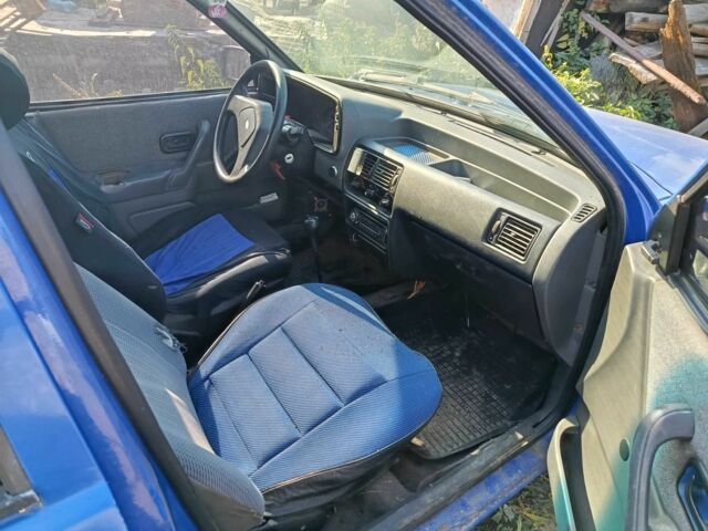 Синий Опель Астра, объемом двигателя 0 л и пробегом 434 тыс. км за 951 $, фото 3 на Automoto.ua