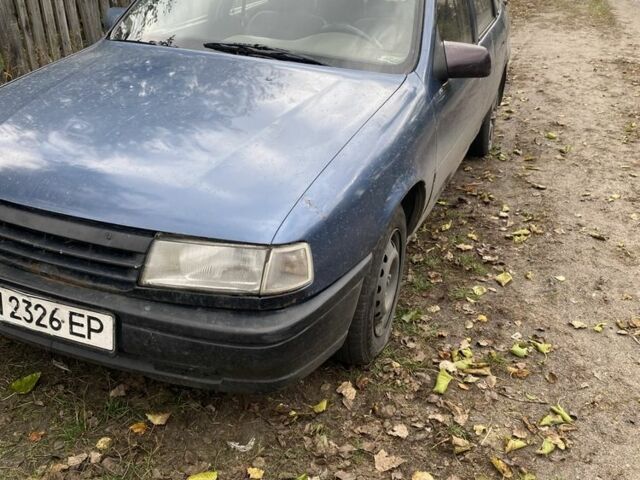 Синий Опель Астра, объемом двигателя 1.6 л и пробегом 283 тыс. км за 800 $, фото 3 на Automoto.ua