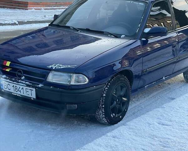 Синий Опель Астра, объемом двигателя 1.4 л и пробегом 300 тыс. км за 1400 $, фото 8 на Automoto.ua