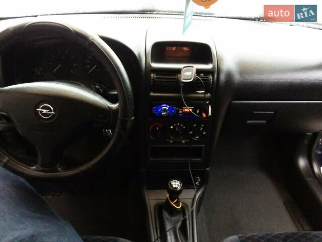 Синій Опель Астра, об'ємом двигуна 1.6 л та пробігом 284 тис. км за 3300 $, фото 6 на Automoto.ua
