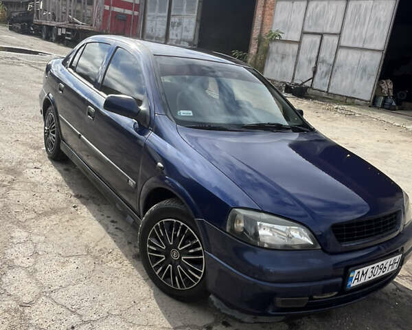 Синий Опель Астра, объемом двигателя 1.4 л и пробегом 346 тыс. км за 3200 $, фото 2 на Automoto.ua
