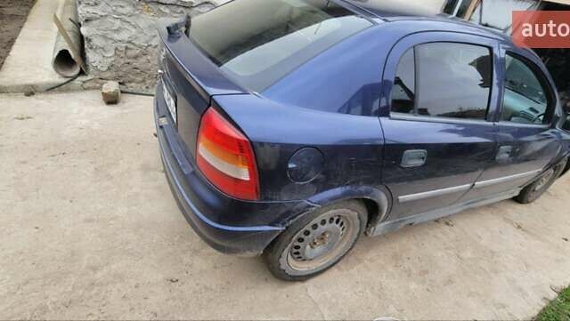 Синий Опель Астра, объемом двигателя 1.6 л и пробегом 800 тыс. км за 1200 $, фото 4 на Automoto.ua