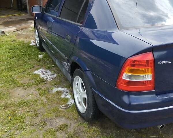 Синій Опель Астра, об'ємом двигуна 1.6 л та пробігом 240 тис. км за 3000 $, фото 1 на Automoto.ua