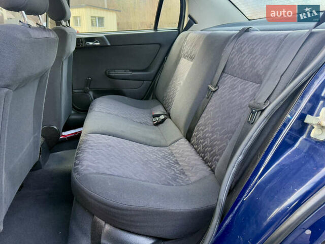 Синий Опель Астра, объемом двигателя 1.4 л и пробегом 170 тыс. км за 3650 $, фото 45 на Automoto.ua