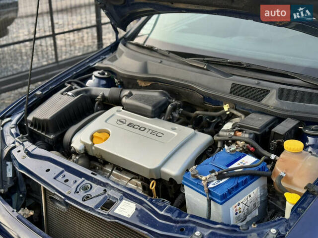 Синий Опель Астра, объемом двигателя 1.4 л и пробегом 170 тыс. км за 3650 $, фото 69 на Automoto.ua