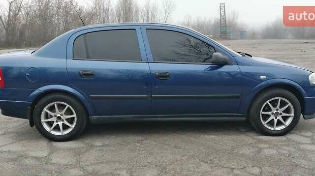 Синій Опель Астра, об'ємом двигуна 1.6 л та пробігом 287 тис. км за 3100 $, фото 6 на Automoto.ua