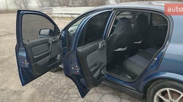 Синій Опель Астра, об'ємом двигуна 1.6 л та пробігом 287 тис. км за 3100 $, фото 9 на Automoto.ua