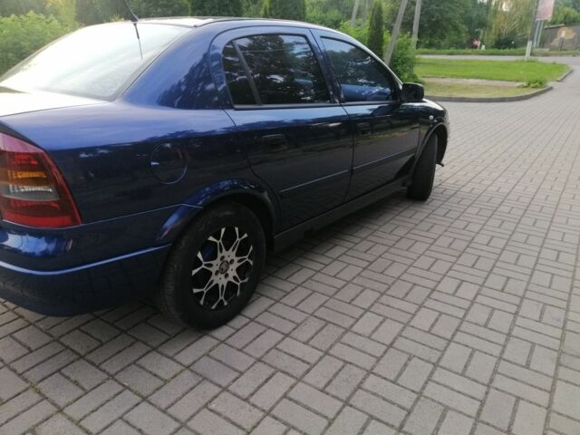 Синий Опель Астра, объемом двигателя 1.6 л и пробегом 337 тыс. км за 3100 $, фото 3 на Automoto.ua