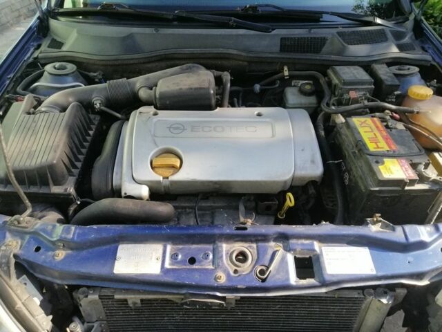 Синий Опель Астра, объемом двигателя 1.6 л и пробегом 337 тыс. км за 3100 $, фото 7 на Automoto.ua