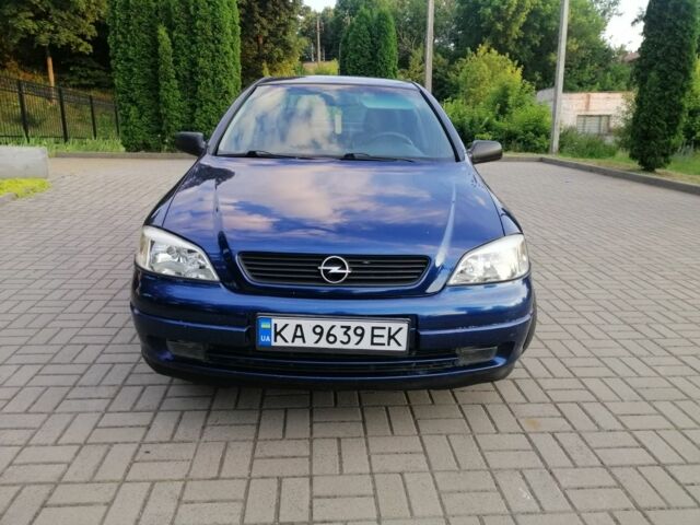 Синий Опель Астра, объемом двигателя 1.6 л и пробегом 337 тыс. км за 3100 $, фото 2 на Automoto.ua