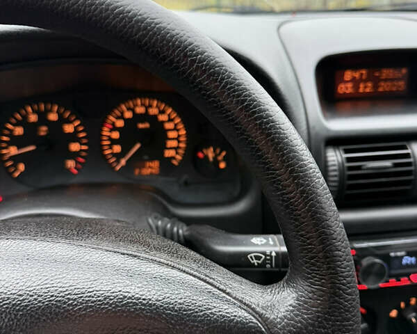 Синий Опель Астра, объемом двигателя 1.39 л и пробегом 210 тыс. км за 3299 $, фото 23 на Automoto.ua