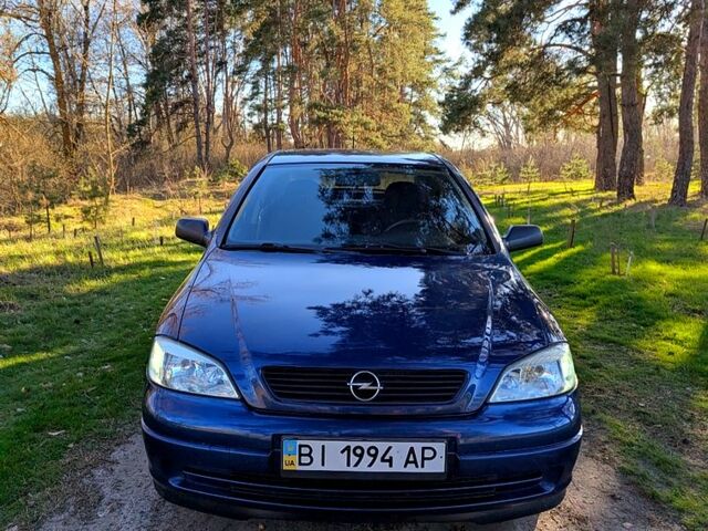 Синий Опель Астра, объемом двигателя 1.4 л и пробегом 234 тыс. км за 4400 $, фото 9 на Automoto.ua