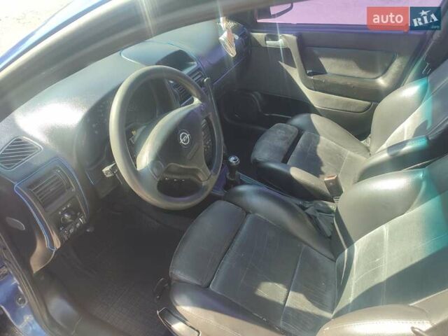 Синій Опель Астра, об'ємом двигуна 1.6 л та пробігом 330 тис. км за 3300 $, фото 9 на Automoto.ua