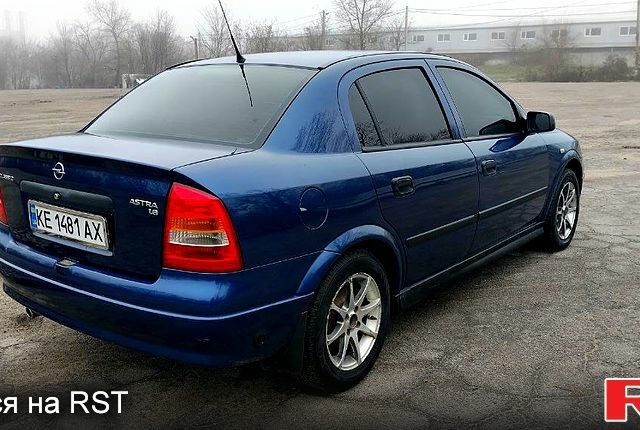Синий Опель Астра, объемом двигателя 1.6 л и пробегом 287 тыс. км за 3100 $, фото 4 на Automoto.ua