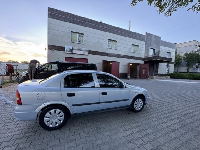 Синий Опель Астра, объемом двигателя 1.6 л и пробегом 199 тыс. км за 4300 $, фото 4 на Automoto.ua