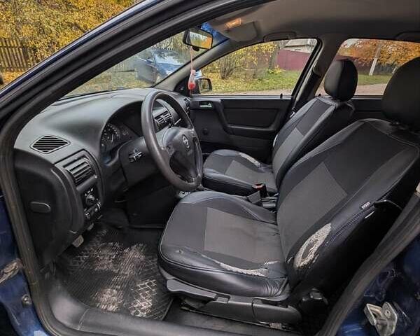 Опель Астра 2005 в Смеле на Automoto.ua Синий Опель Астра, объемом двигателя 1.4 л и пробегом 195 тыс. км за 4000 $, фото 5 на Automoto.ua