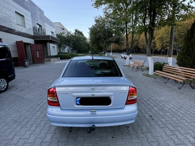 Синий Опель Астра, объемом двигателя 1.6 л и пробегом 199 тыс. км за 4300 $, фото 1 на Automoto.ua