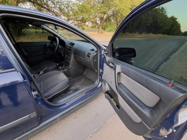 Синій Опель Астра, об'ємом двигуна 1.4 л та пробігом 245 тис. км за 3499 $, фото 5 на Automoto.ua