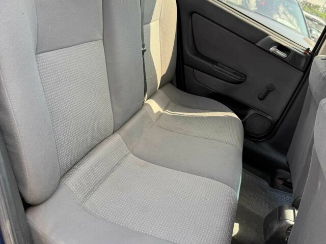 Синий Опель Астра, объемом двигателя 1.4 л и пробегом 284 тыс. км за 2550 $, фото 7 на Automoto.ua