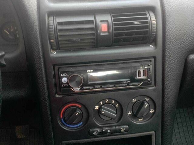 Синій Опель Астра, об'ємом двигуна 1.4 л та пробігом 217 тис. км за 2700 $, фото 7 на Automoto.ua