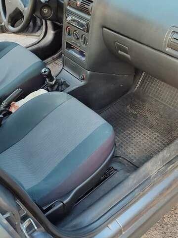 Синий Опель Астра, объемом двигателя 1.4 л и пробегом 61 тыс. км за 4500 $, фото 10 на Automoto.ua