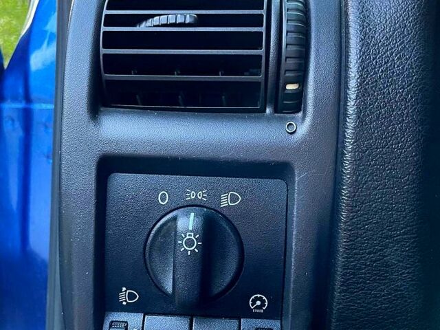 Синий Опель Астра, объемом двигателя 1.4 л и пробегом 300 тыс. км за 3400 $, фото 5 на Automoto.ua