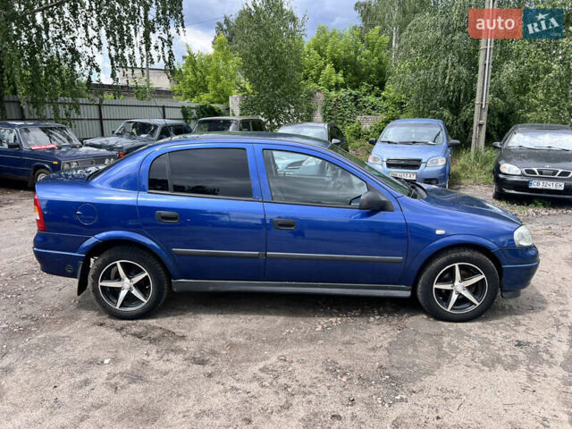 Синий Опель Астра, объемом двигателя 1.6 л и пробегом 299 тыс. км за 3500 $, фото 3 на Automoto.ua