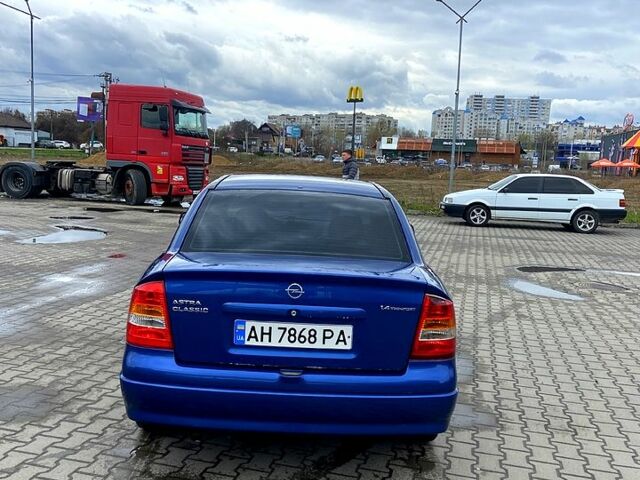 Синій Опель Астра, об'ємом двигуна 1.4 л та пробігом 191 тис. км за 3500 $, фото 3 на Automoto.ua