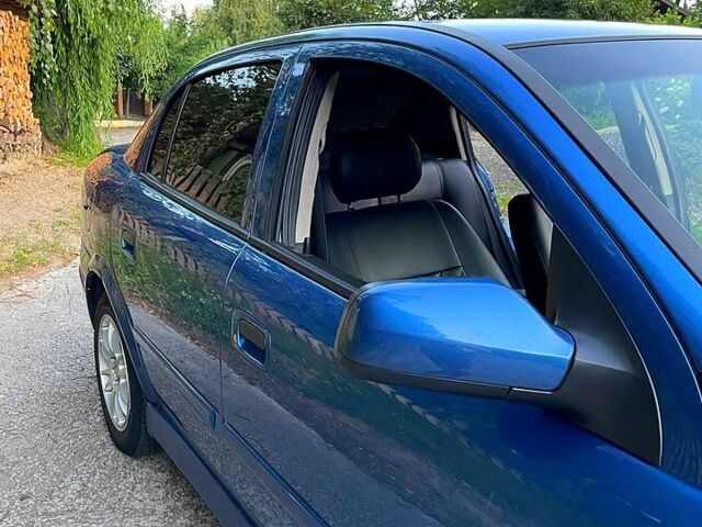 Синий Опель Астра, объемом двигателя 1.4 л и пробегом 300 тыс. км за 3400 $, фото 7 на Automoto.ua