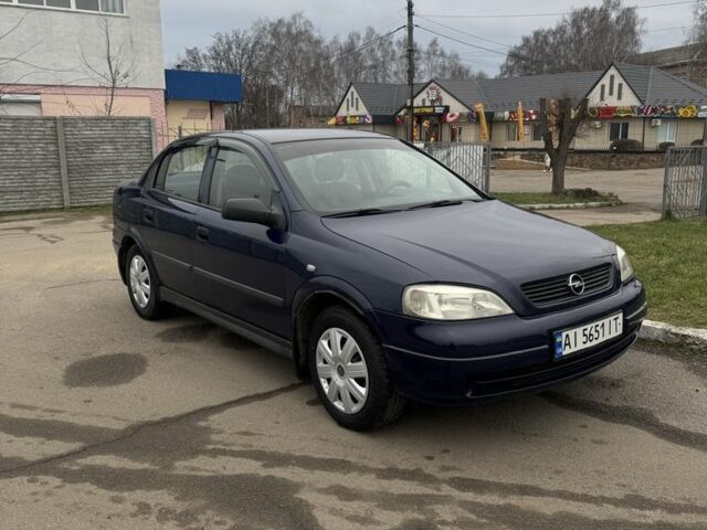 Синий Опель Астра, объемом двигателя 1.4 л и пробегом 279 тыс. км за 3900 $, фото 2 на Automoto.ua