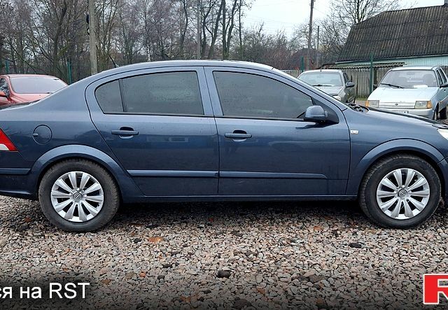 Синій Опель Астра, об'ємом двигуна 1.6 л та пробігом 200 тис. км за 4350 $, фото 4 на Automoto.ua