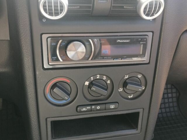 Синий Опель Астра, объемом двигателя 1.6 л и пробегом 215 тыс. км за 3000 $, фото 11 на Automoto.ua