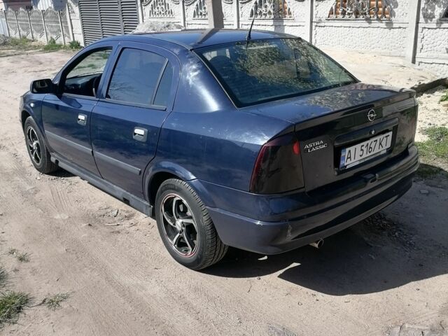 Синий Опель Астра, объемом двигателя 1.6 л и пробегом 215 тыс. км за 3000 $, фото 4 на Automoto.ua