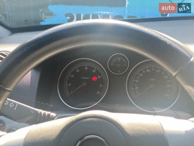 Синий Опель Астра, объемом двигателя 1.6 л и пробегом 210 тыс. км за 6500 $, фото 14 на Automoto.ua