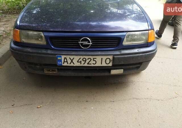 Синій Опель Астра, об'ємом двигуна 1.8 л та пробігом 493 тис. км за 1800 $, фото 10 на Automoto.ua