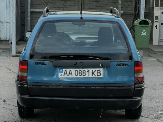 Синій Опель Астра, об'ємом двигуна 2 л та пробігом 250 тис. км за 597 $, фото 3 на Automoto.ua
