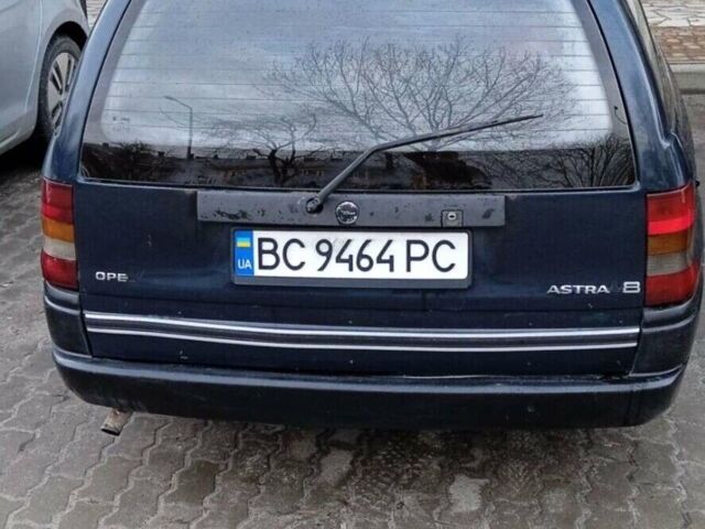 Синій Опель Астра, об'ємом двигуна 1.8 л та пробігом 390 тис. км за 1350 $, фото 2 на Automoto.ua