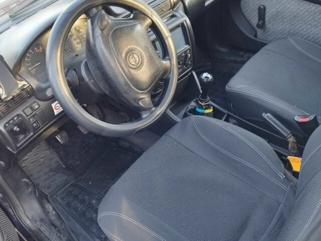 Синий Опель Астра, объемом двигателя 1.7 л и пробегом 308 тыс. км за 2150 $, фото 5 на Automoto.ua