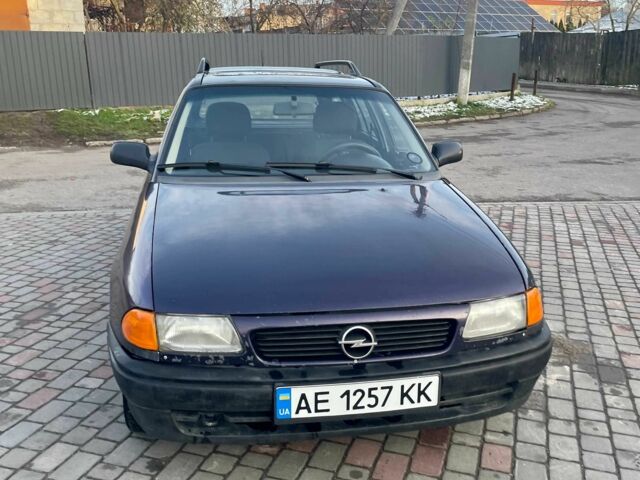 Синий Опель Астра, объемом двигателя 1.7 л и пробегом 308 тыс. км за 2150 $, фото 18 на Automoto.ua