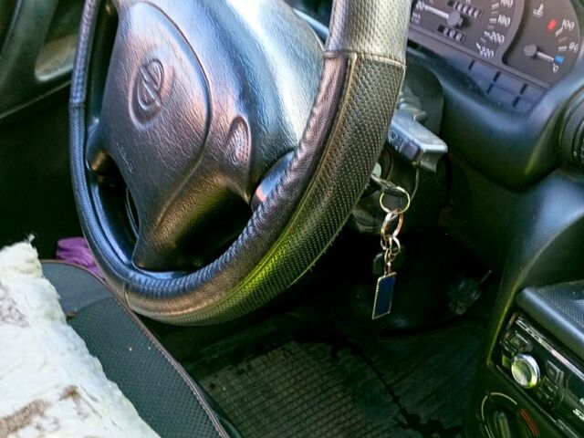 Синий Опель Астра, объемом двигателя 1.7 л и пробегом 300 тыс. км за 2200 $, фото 7 на Automoto.ua